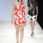 Sport-glam: ASHISH Collezione S/S 10 | Image 428
