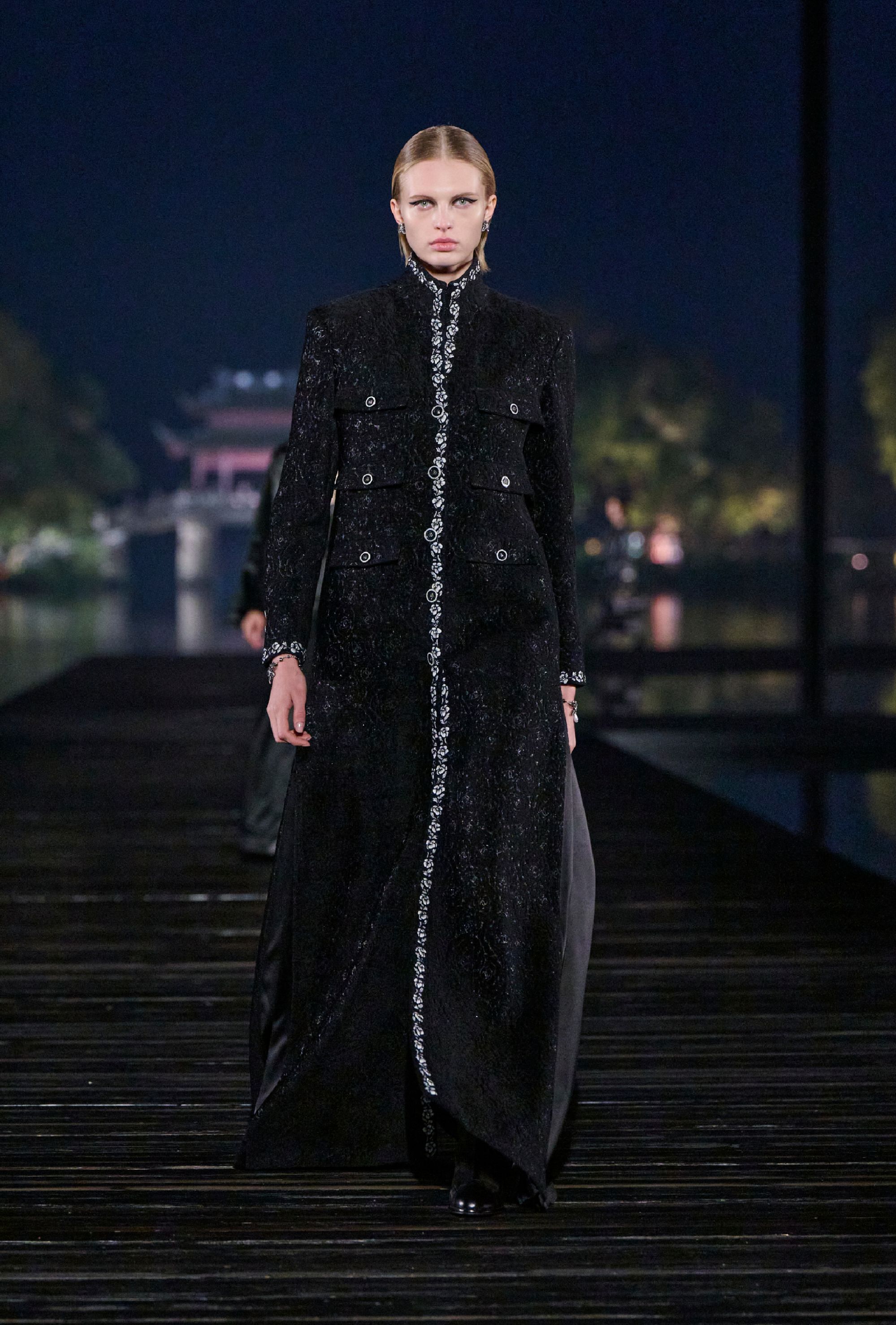 希少　CHANEL THE COUTURIERE AT WORK　シャネル 希少 CHANEL THE COUTURIERE AT WORK シャネル Chanel…the