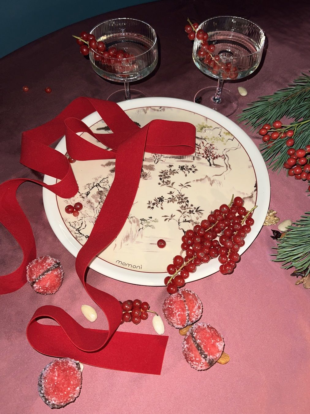 The perfect gift guide for mom From designer dishes and lamps to beauty products | Image 545452