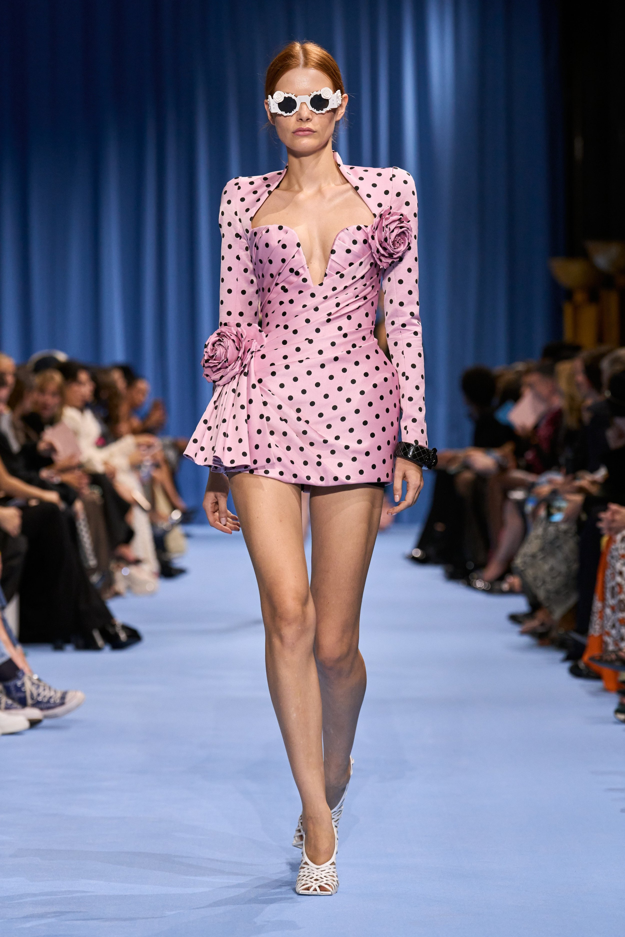 Quest'anno la moda ha messo un punto Tutto sulla romantica sensualità dei pois | Image 546568