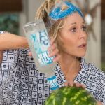 How to survive New Year's Eve parties (and the hangover) with our dignity intact Some practical tips for preventing and managing the hangover