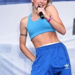 Vintage trends coming back in 2025 From '70s boho style to '80s maximalism | Image 547902