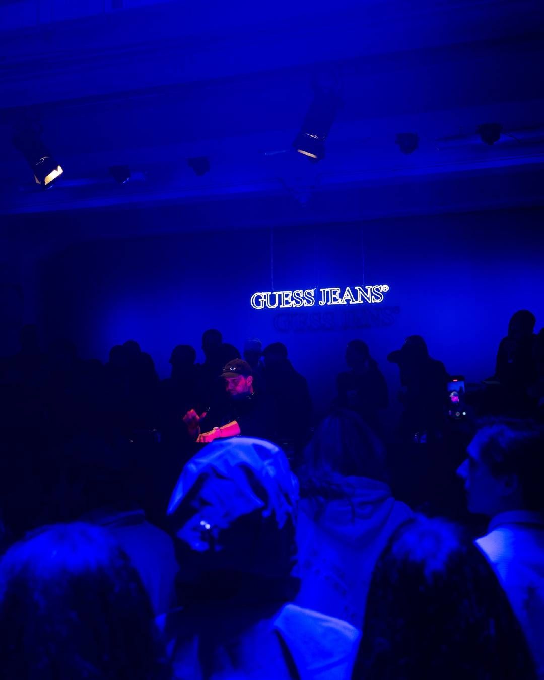 GUESS JEANS torna a Pitti Uomo con il futuro del denim  Per un takeover e un party speciale dedicato alla community del brand