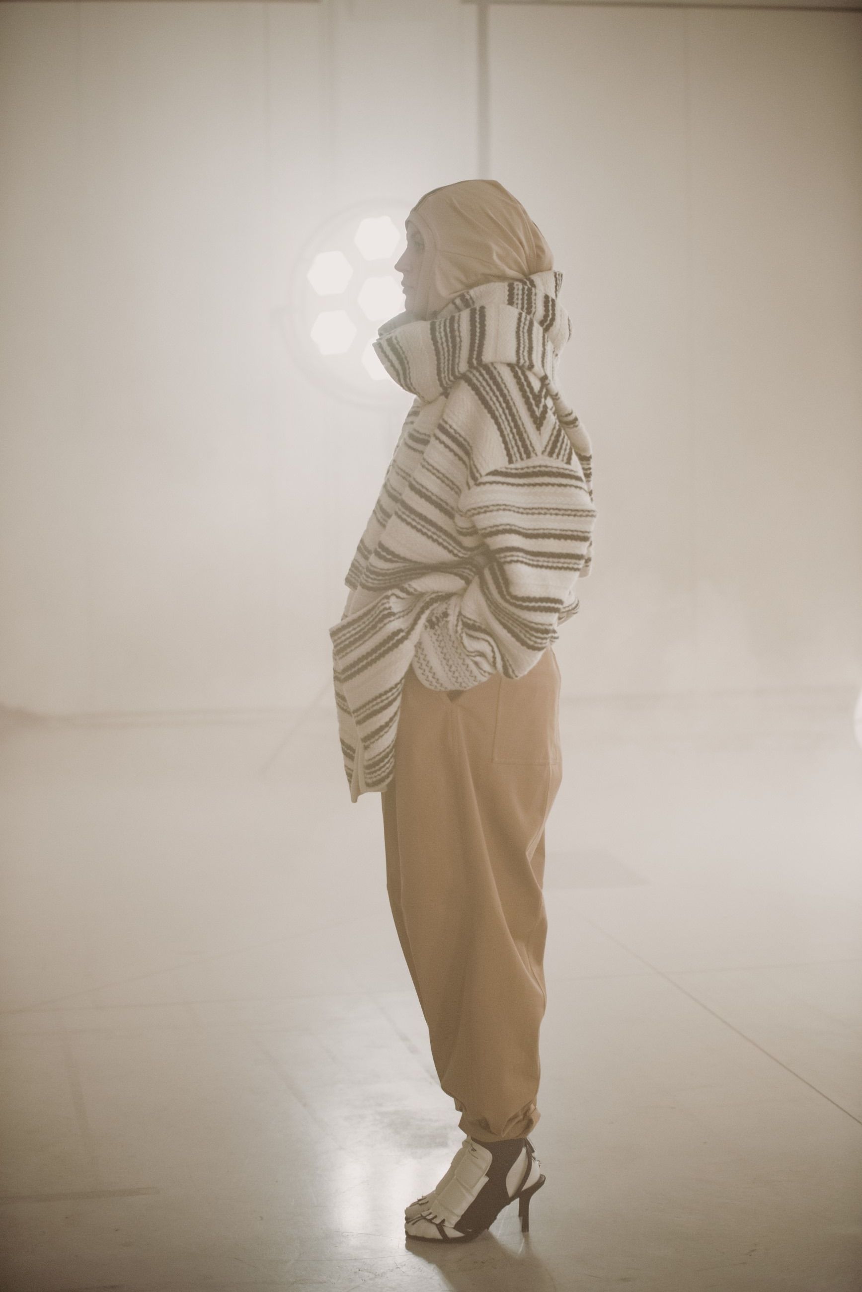 The grand debut of Mordecai at Milano Fashion Week “The Intelligence of Others” explores the DNA of contemporary Italian tailoring, with an emphasis on resilience | Image 549463