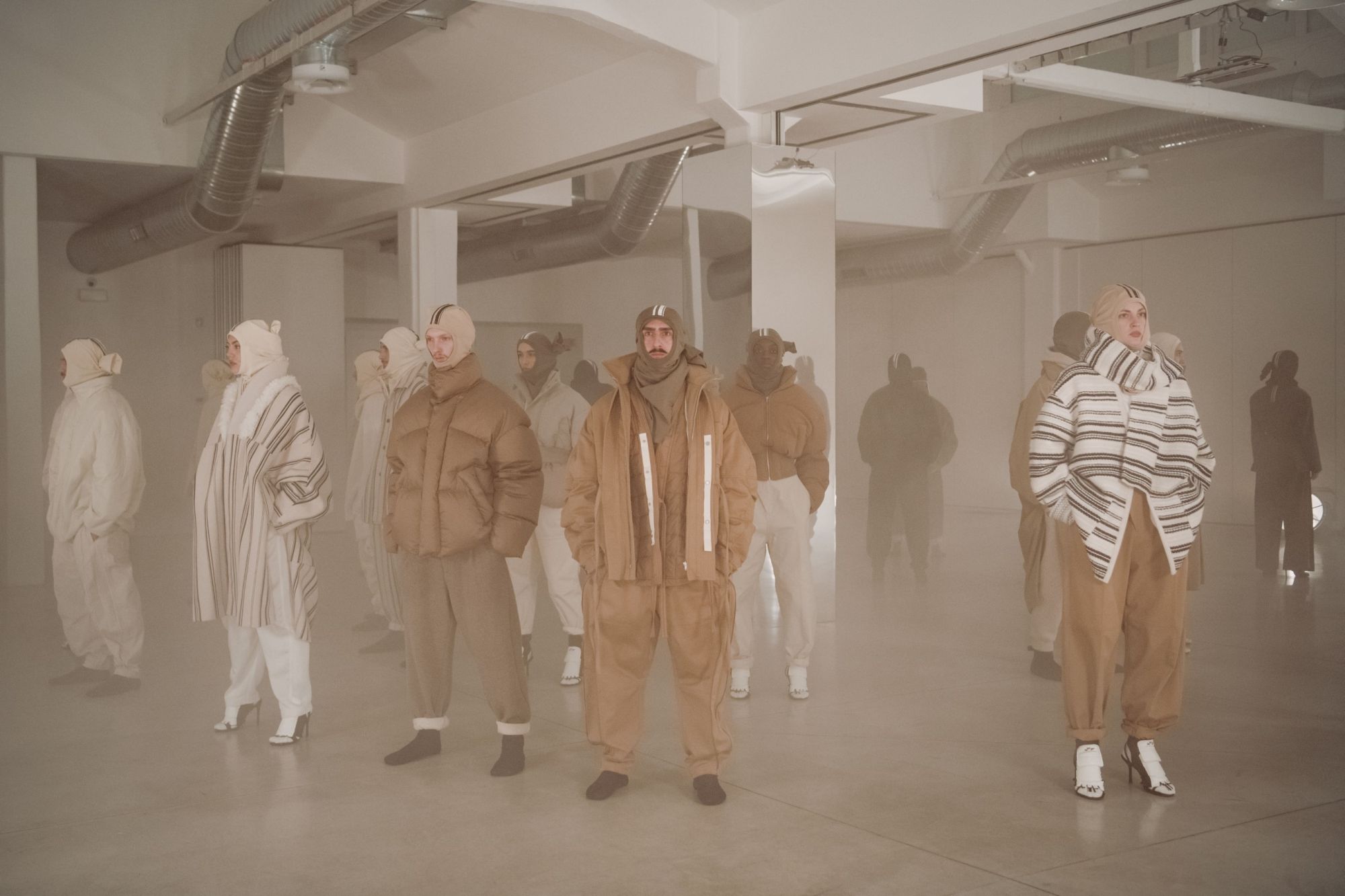 The grand debut of Mordecai at Milano Fashion Week “The Intelligence of Others” explores the DNA of contemporary Italian tailoring, with an emphasis on resilience | Image 549464