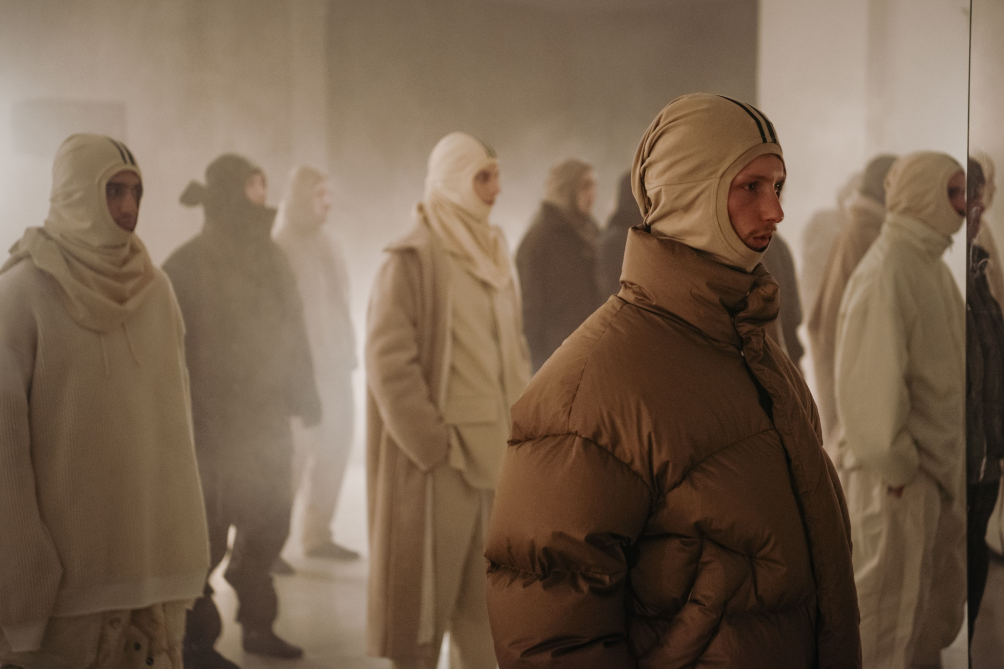 The grand debut of Mordecai at Milano Fashion Week “The Intelligence of Others” explores the DNA of contemporary Italian tailoring, with an emphasis on resilience | Image 549434