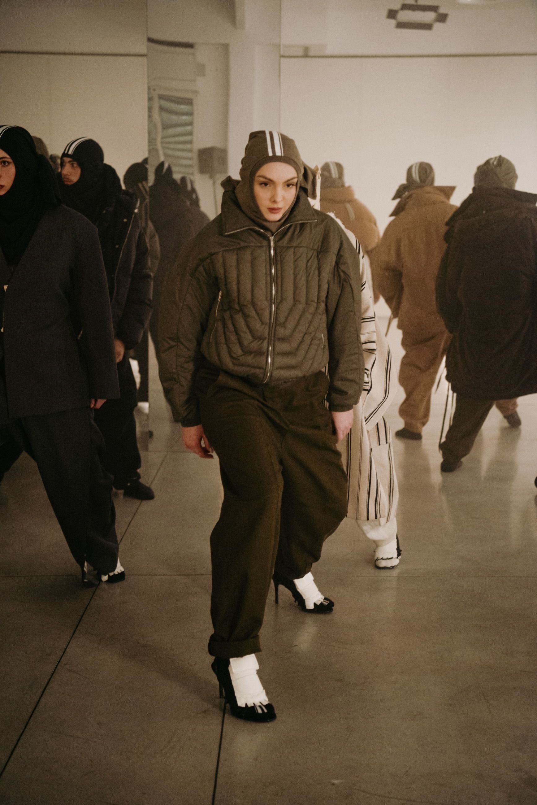 The grand debut of Mordecai at Milano Fashion Week “The Intelligence of Others” explores the DNA of contemporary Italian tailoring, with an emphasis on resilience | Image 549430