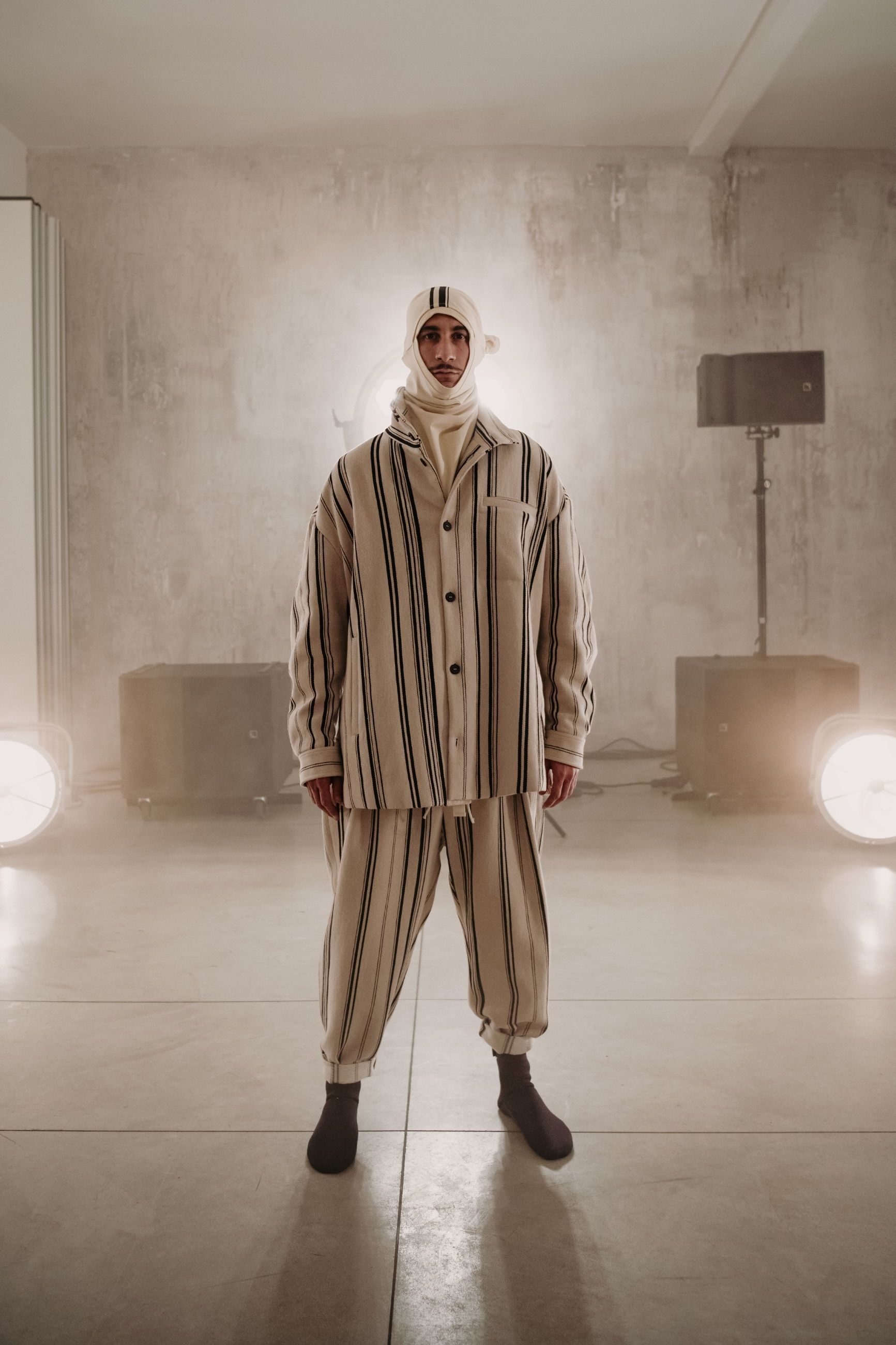 The grand debut of Mordecai at Milano Fashion Week “The Intelligence of Others” explores the DNA of contemporary Italian tailoring, with an emphasis on resilience | Image 549421