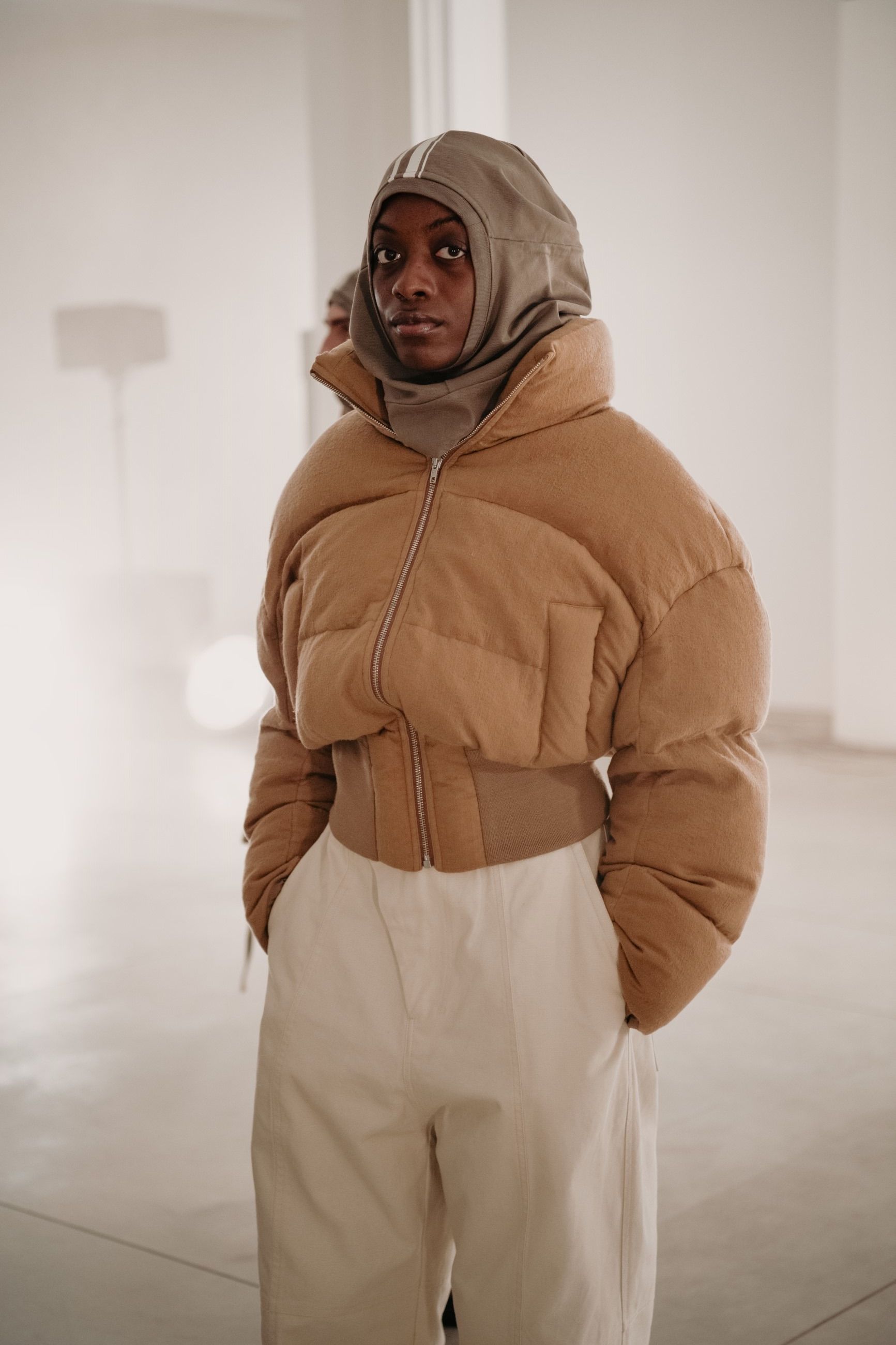 The grand debut of Mordecai at Milano Fashion Week “The Intelligence of Others” explores the DNA of contemporary Italian tailoring, with an emphasis on resilience | Image 549412