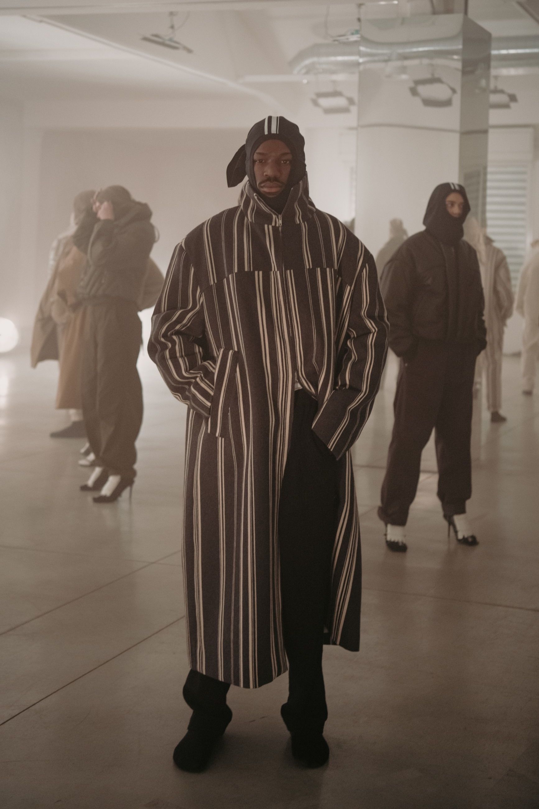 The grand debut of Mordecai at Milano Fashion Week “The Intelligence of Others” explores the DNA of contemporary Italian tailoring, with an emphasis on resilience | Image 549399