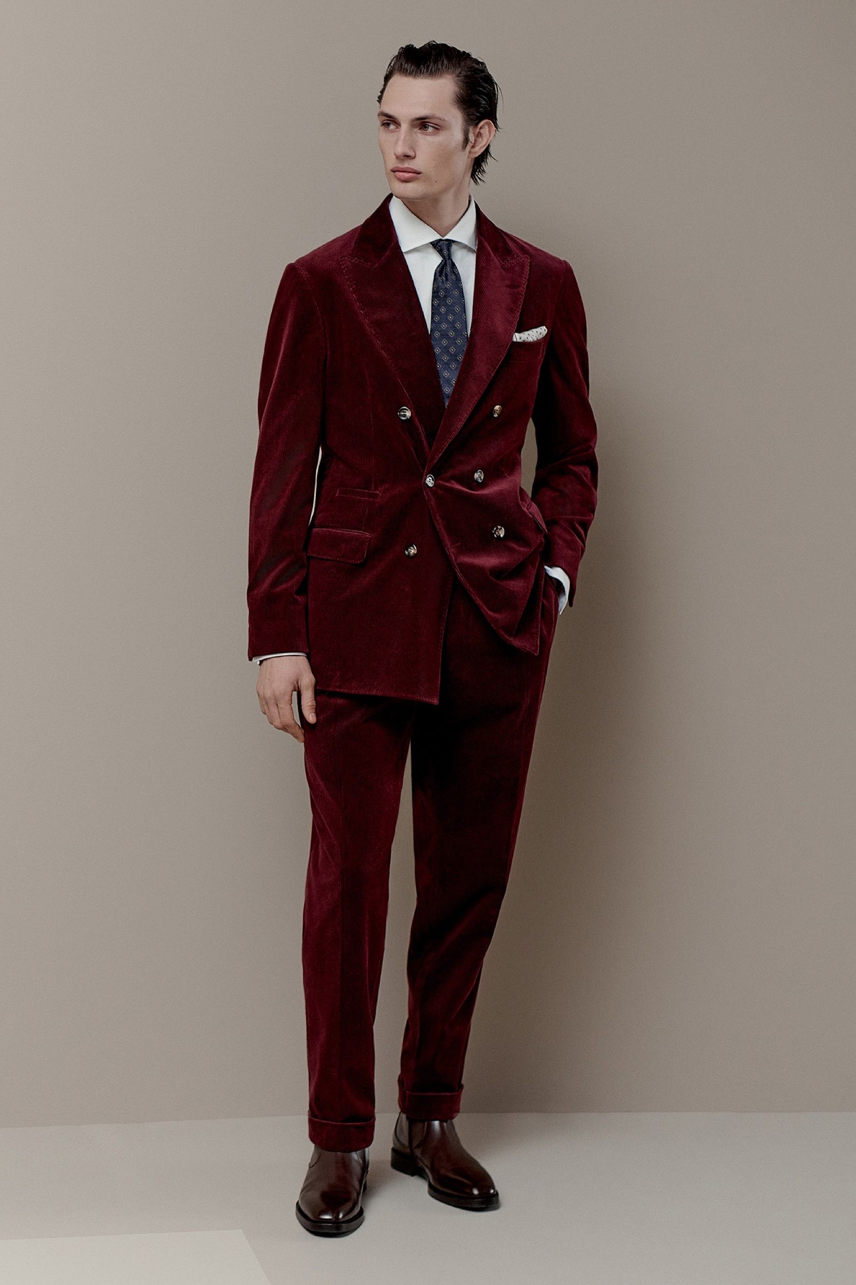 L’inverno di Brunello Cucinelli si accende di colore per la collezione FW25 Un nuovo equilibrio tra sartorialità e quotidianità | Image 549096