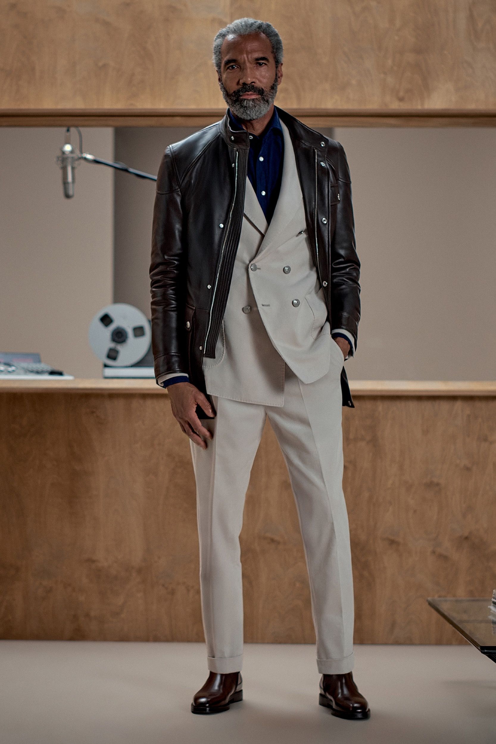 L’inverno di Brunello Cucinelli si accende di colore per la collezione FW25 Un nuovo equilibrio tra sartorialità e quotidianità | Image 549089