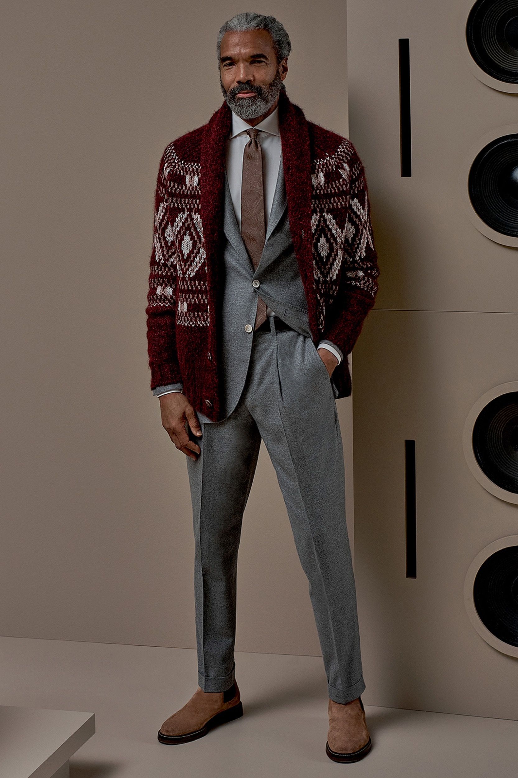 L’inverno di Brunello Cucinelli si accende di colore per la collezione FW25 Un nuovo equilibrio tra sartorialità e quotidianità | Image 549116