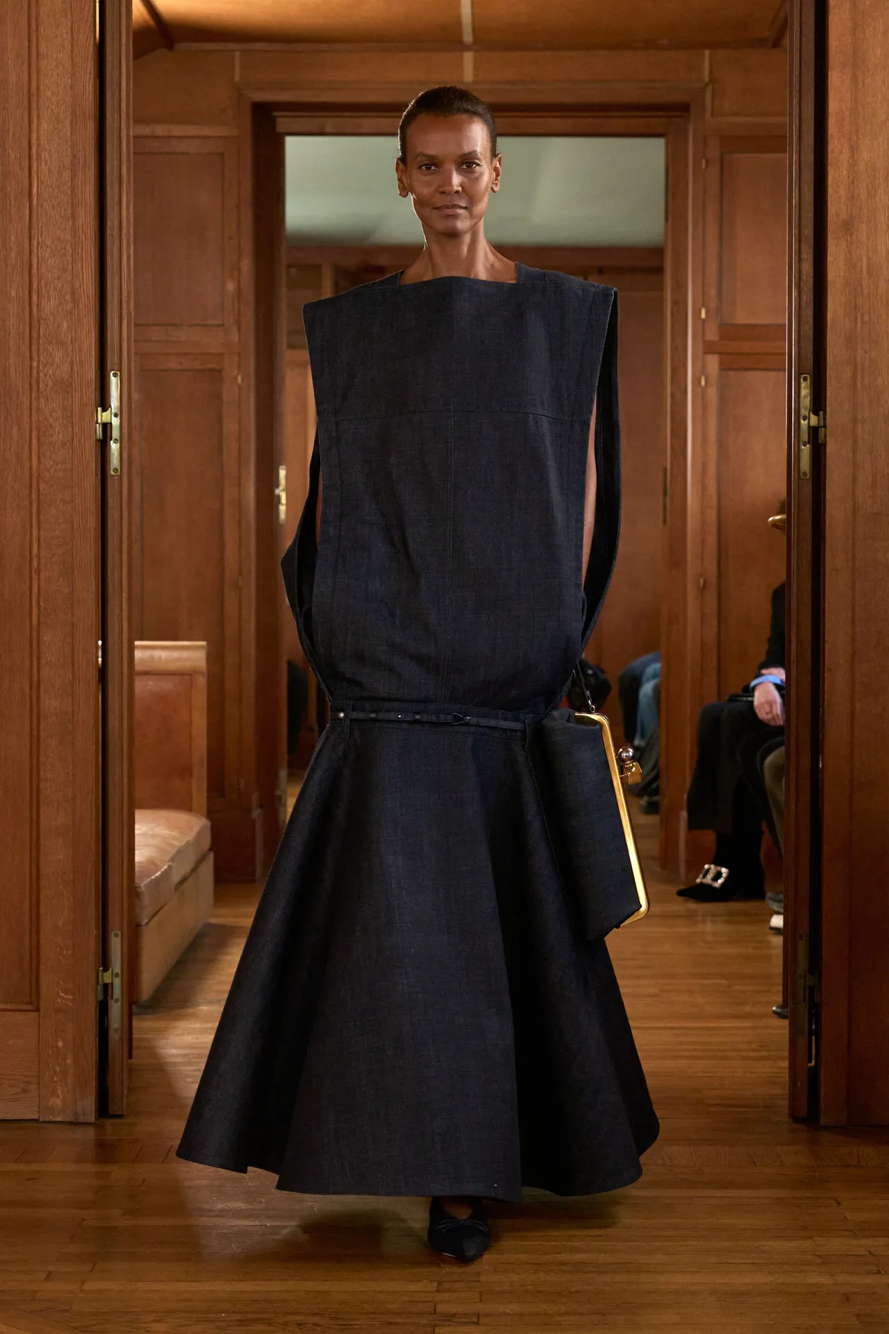 その他 JACQUEMUS FW25 (SSW00210AJ0 0174880) Jacquemus FW25 RTW by Simon Jacquemus (June 29, 2025) : r