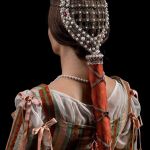 Is it time to style your hair like in the Middle Ages The Weirdieval aesthetic is taking over beauty too, and girls are falling in love again with elaborate braids and wavy locks | Image 553946