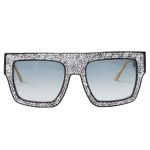 Paris Hilton puts her wardrobe for sale on Vestiaire Collective Yes, there is also the Juicy Couture tracksuit | Image 554610