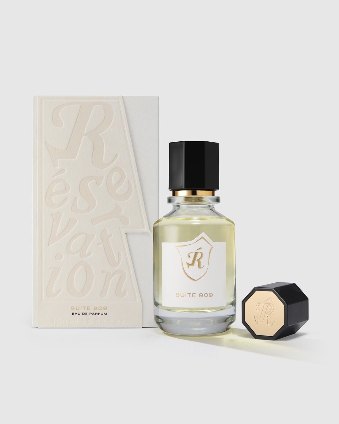 Réservation, the haute couture perfumes of Francesco Ragazzi The founder of Palm Angels enters the world of perfumery with a collection that evokes decadence, sophistication, and lightheartedness | Image 555822