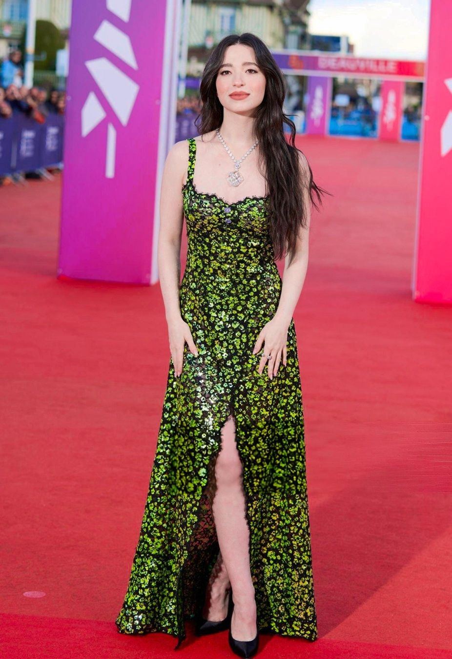 Mikey Madison Best Red Carpet Looks The Oscar winner is also a fashion legend | Image 557339