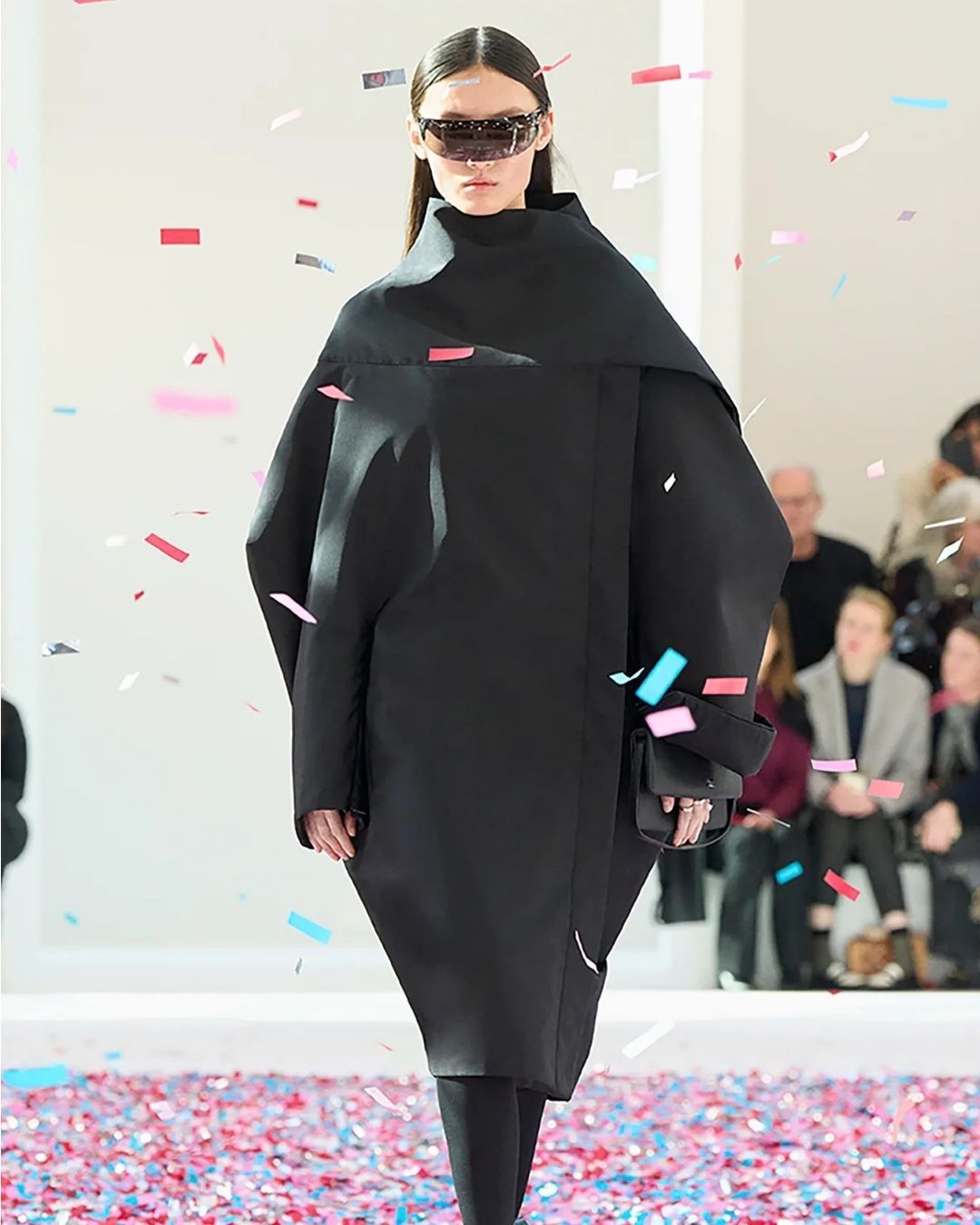 Courrèges comes out of its cocoon in its FW25 collection  Futuristic elegance à la Courrèges spreads its wings in colour