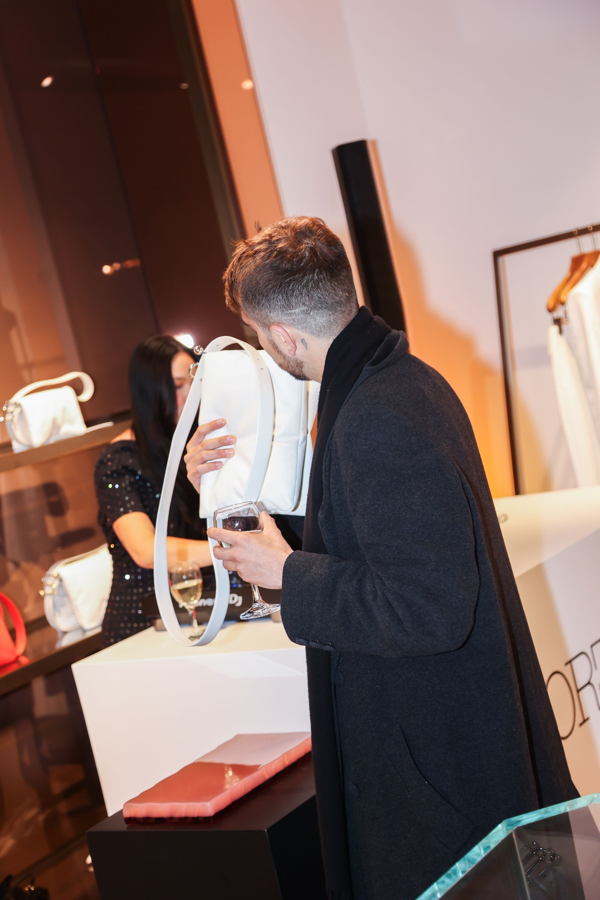 The Soffy Bag conquers Paris The new Sportmax bag continues its European tour with a DJ set and a breakfast in the French capital | Image 557992