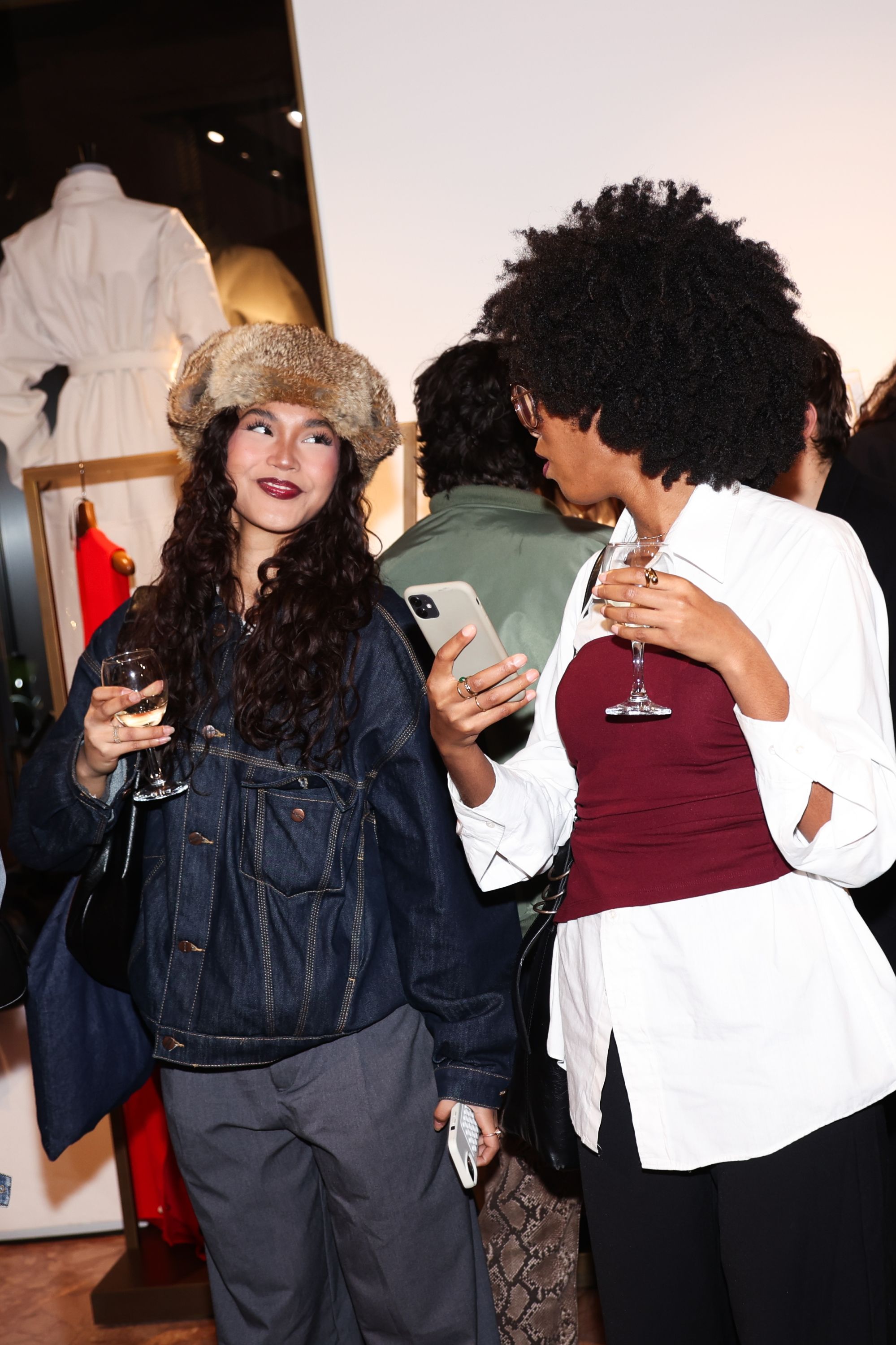 The Soffy Bag conquers Paris The new Sportmax bag continues its European tour with a DJ set and a breakfast in the French capital | Image 557998