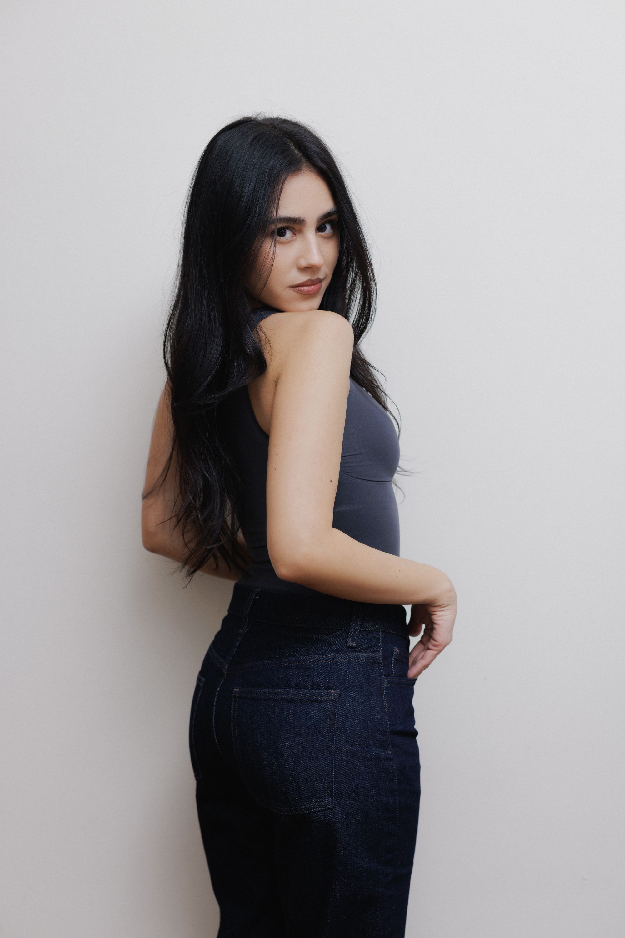 Clotilde Esposito: I wouldn’t be who I am today if Mare Fuori hadn’t crossed my path Interview with Silvia Scacco's interpreter about the future, passion and... skincare | Image 559472