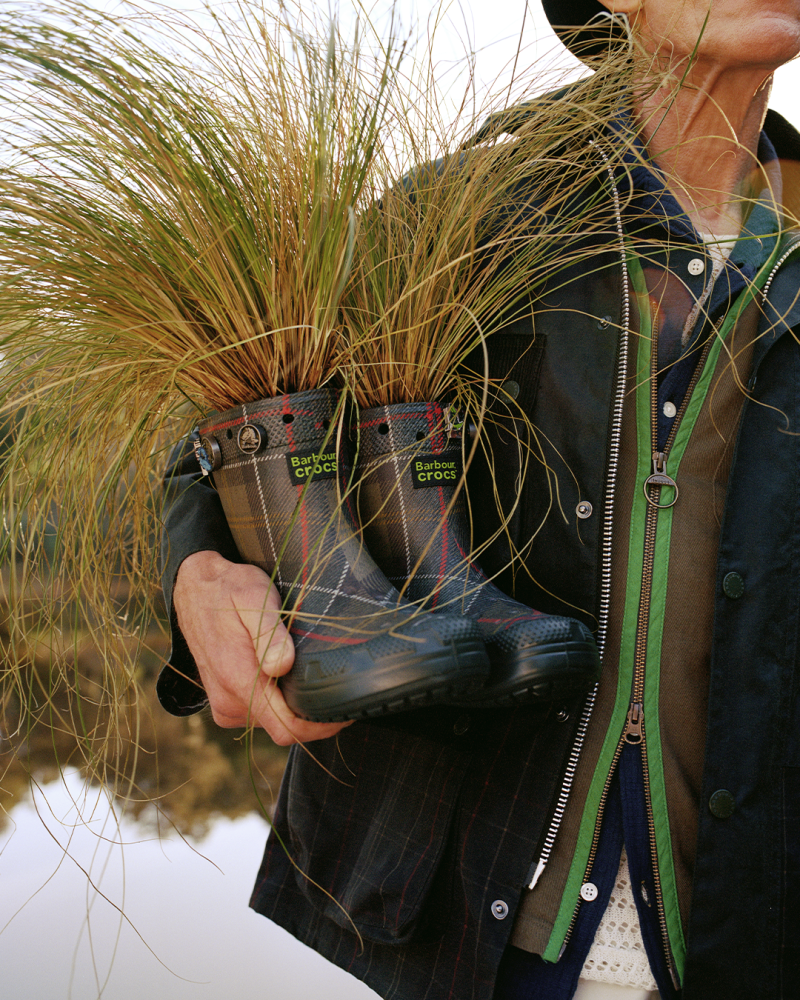 barbourxcrocs_nssmag_verticale