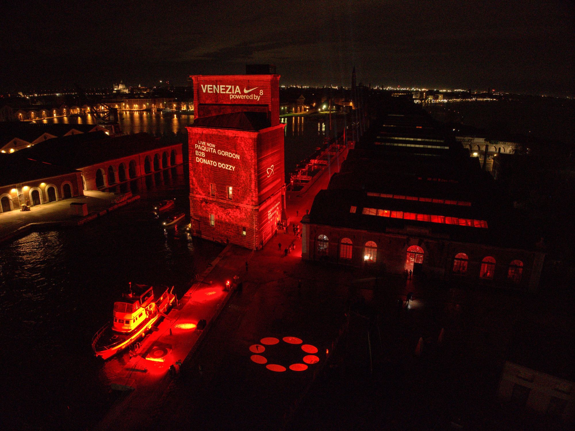 Nike Air Max Dn8's rebel soul conquer Venice Sports, music, and street culture merge in a unique event at the Arsenale | Image 561193