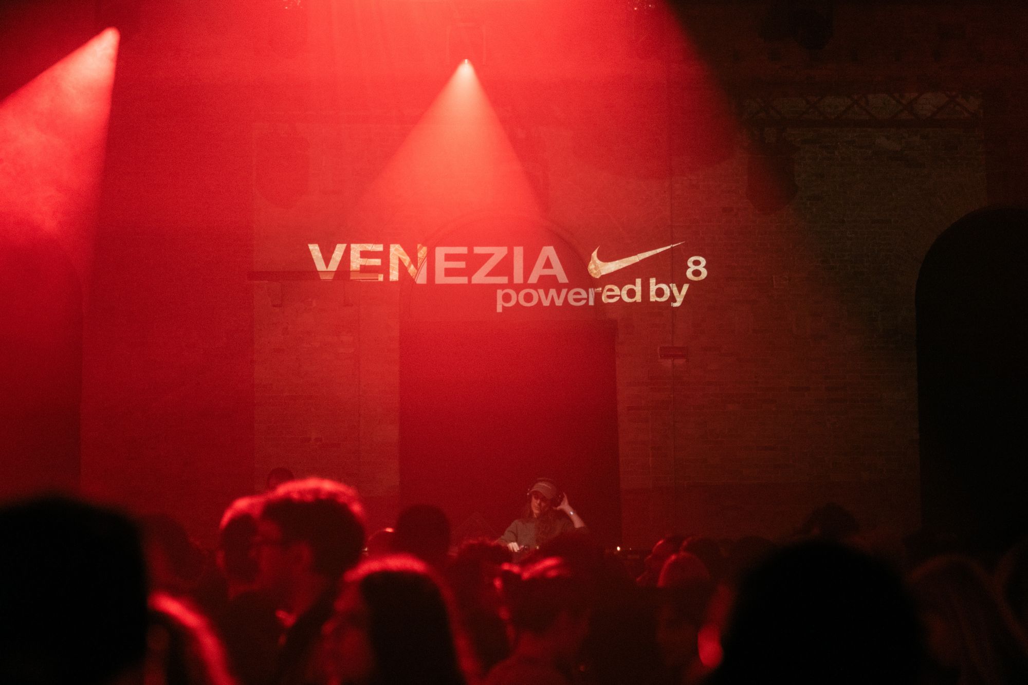 Nike Air Max Dn8's rebel soul conquer Venice Sports, music, and street culture merge in a unique event at the Arsenale | Image 561184