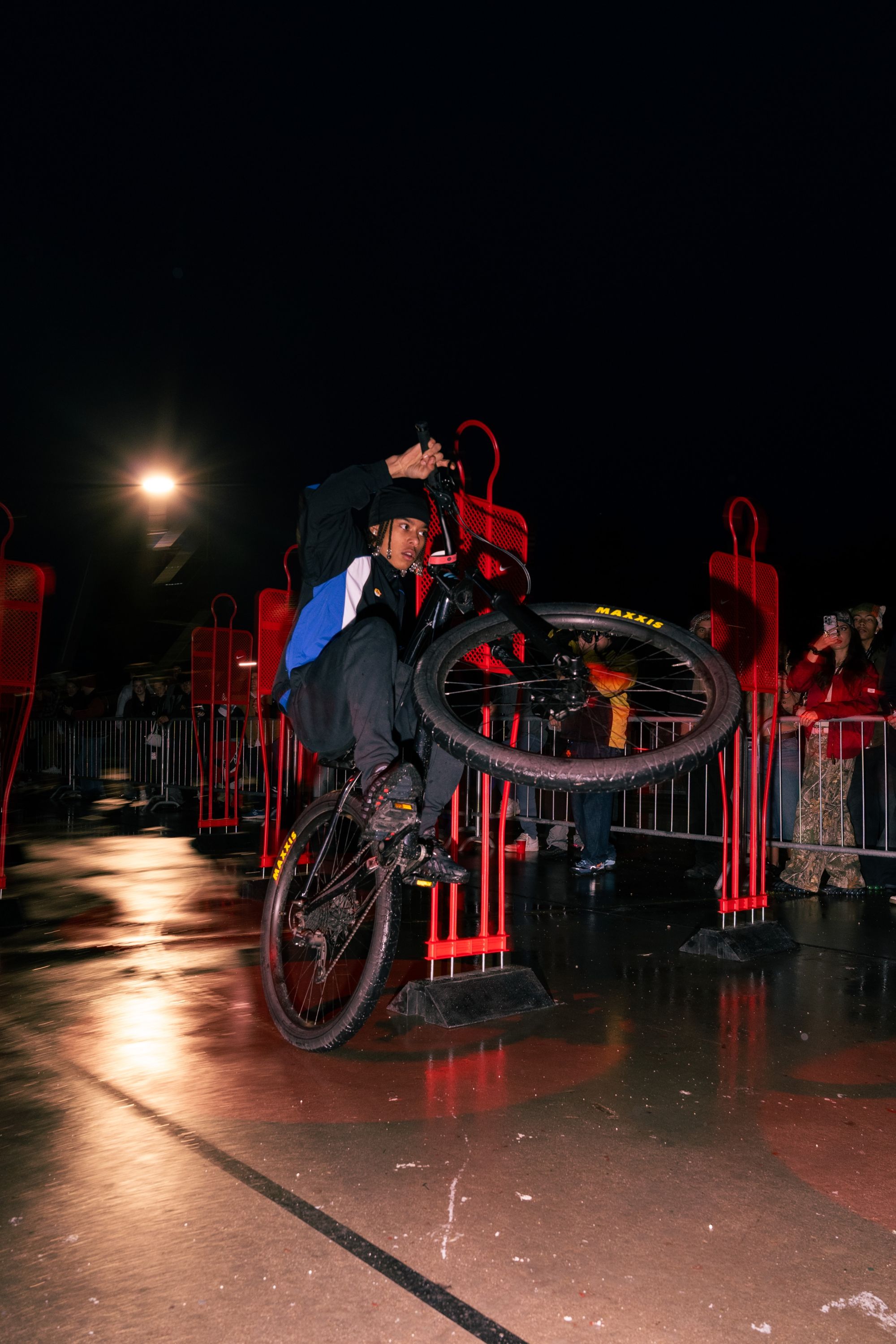 Nike Air Max Dn8's rebel soul conquer Venice Sports, music, and street culture merge in a unique event at the Arsenale | Image 561198