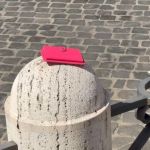 Why is Rome overrun with fuchsia wallets? Guerrilla marketing by Ied students in Rome against the Pink Tax | Image 562638