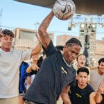 Non presentate Travis Scott alla vostra fidanzata In WWE, in campo con le Total90 e sulla maglia del Barça. Come si fa a resistere?