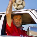 Eric Cantona è un agente di viaggio Il caso Looking FC, il business dei viaggi nel calcio e la nuova vita del francese
