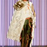 It's time to dress like a pirate  According to catwalks and celebrities, Piratecore is the trend between nostalgia and rebellion to try now | Image 563678