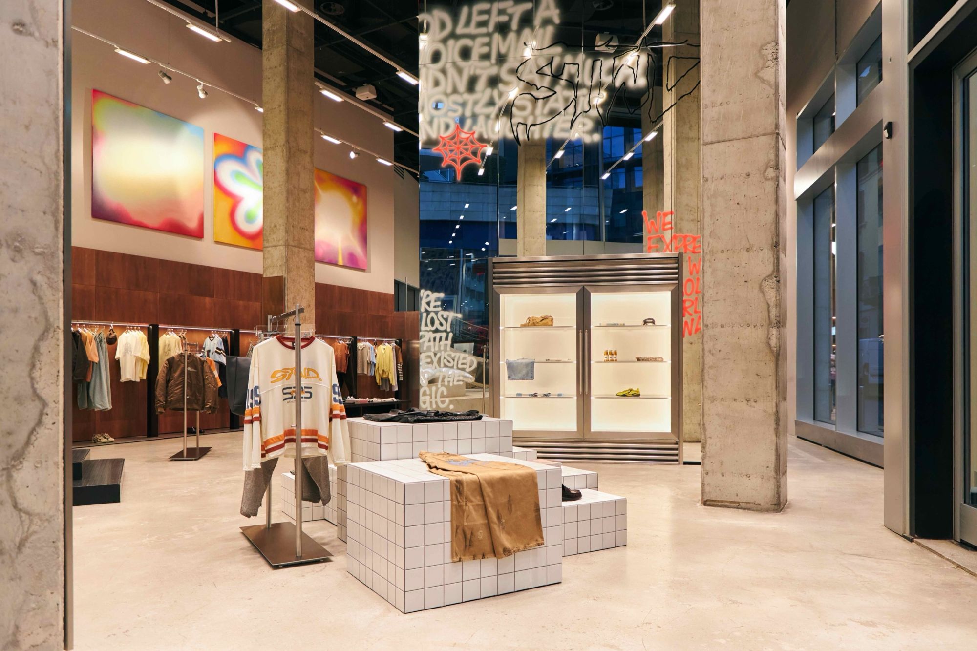 Pull&Bear apre il primo negozio di STWD al mondo a Milano Il pop-up sarà in Via Capelli per due mesi, a partire dal 17 aprile | Image 563765