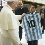 Was it right to stop Serie A over the death of Pope Francis? A contradictory and all-Italian custom