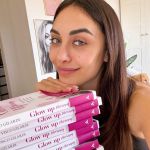 Glow-up therapy è il nuovo libro di Gaia Visco Gilardi La guida essenziale per chi vuole iniziare ad amarsi di più