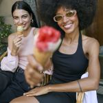 The Uniqlo Bra Top accompanies us throughout the entire summer Support and versatility for our city life (and beyond) | Image 566494