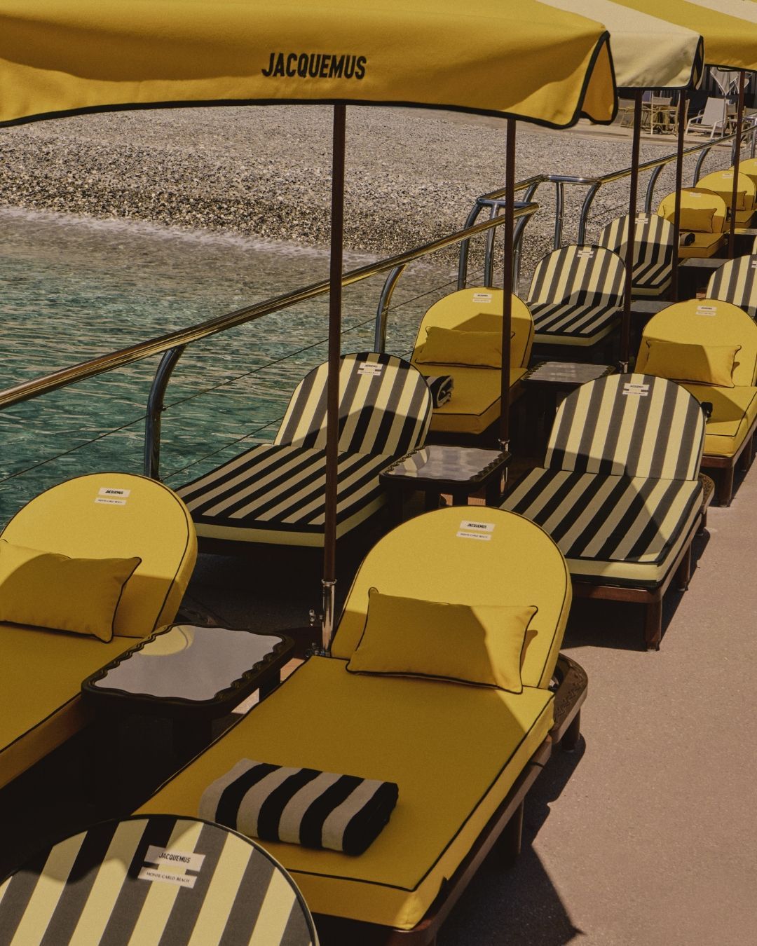 The Jacquemus empire grows and strengthens with two new major projects In two days, the French brand announces the creation of its holding, a valuation of half a billion euros and a new shop in Monte Carlo