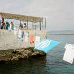 Un pomeriggio al mare con l'OM Con il panorama della Corniche Kennedy, per scoprire il nuovo Home kit firmato PUMA