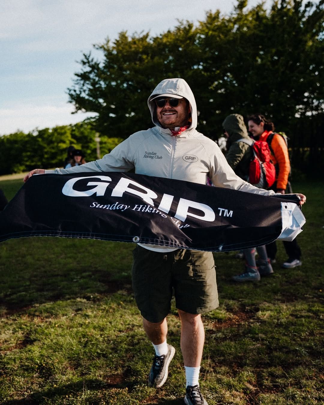 GRIP porta l’escursionismo nei capoluoghi italiani, con il sostegno di Karhu Camminare è un atto di stile