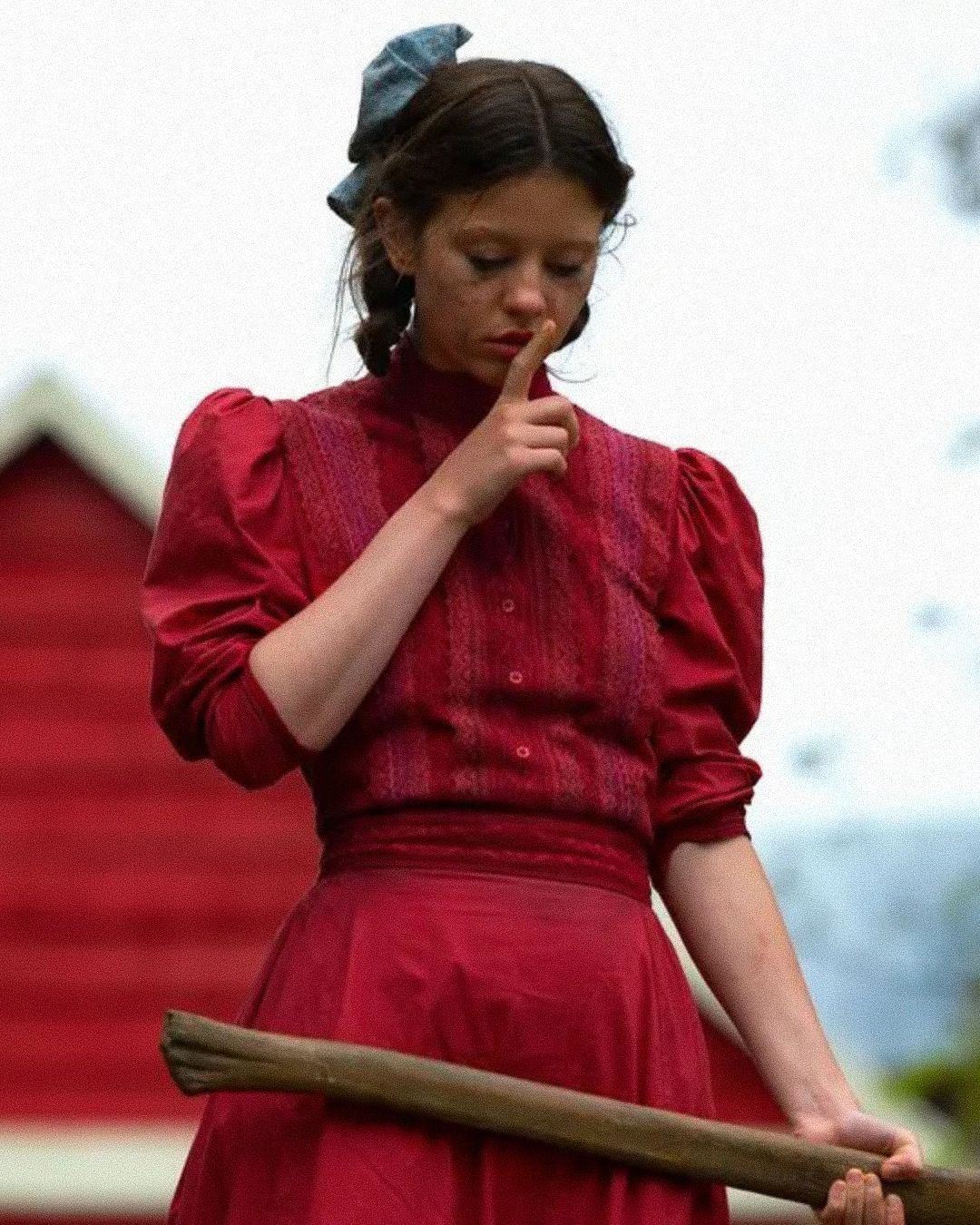 Un profumo per ogni weird girl del cinema Le fragranze che più le rappresentano (secondo noi)