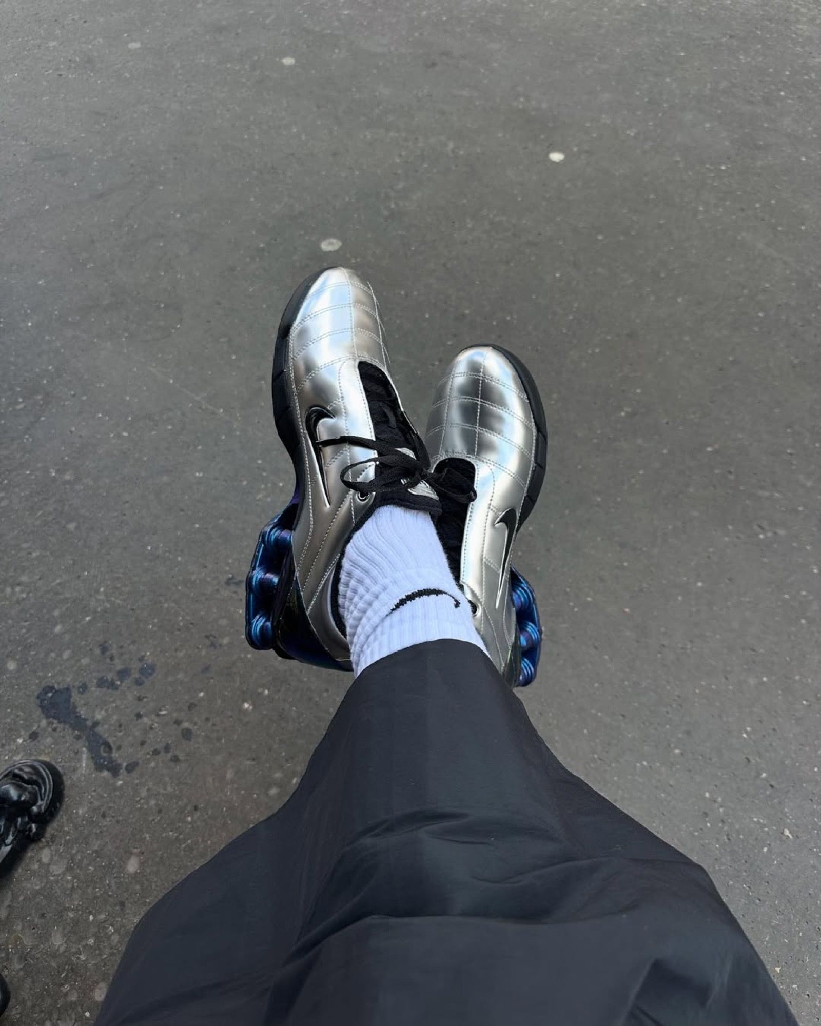 Quali sono i piani di Nike con il rilancio della Shox T90 Magia? Un nuovo modello d&apos;archivio pronto a fare da equilibratore tra calcio e lifestyle
