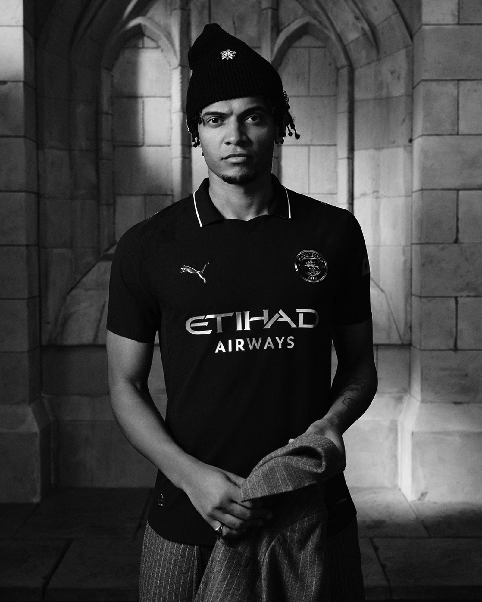 Manchester City goes for an all-black away kit A tribute to the 1884 kit