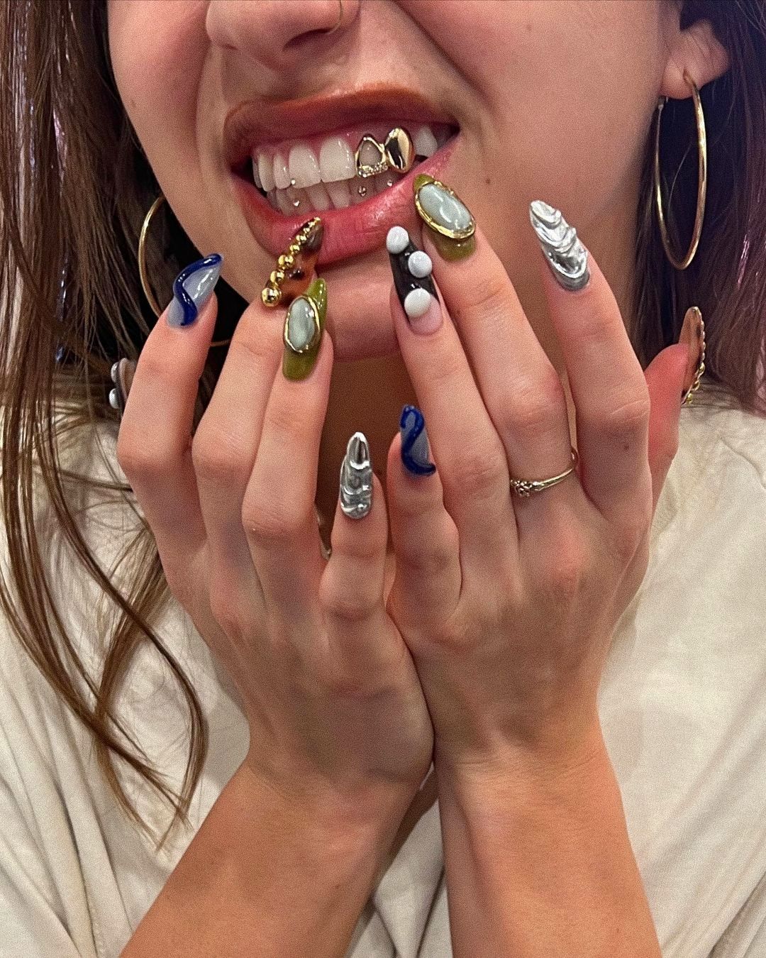 2025 Bright Nail Art Trends to Try