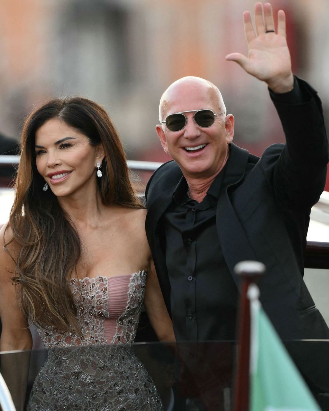 The jets of the rich pollute as much as four people in a year And it's a problem