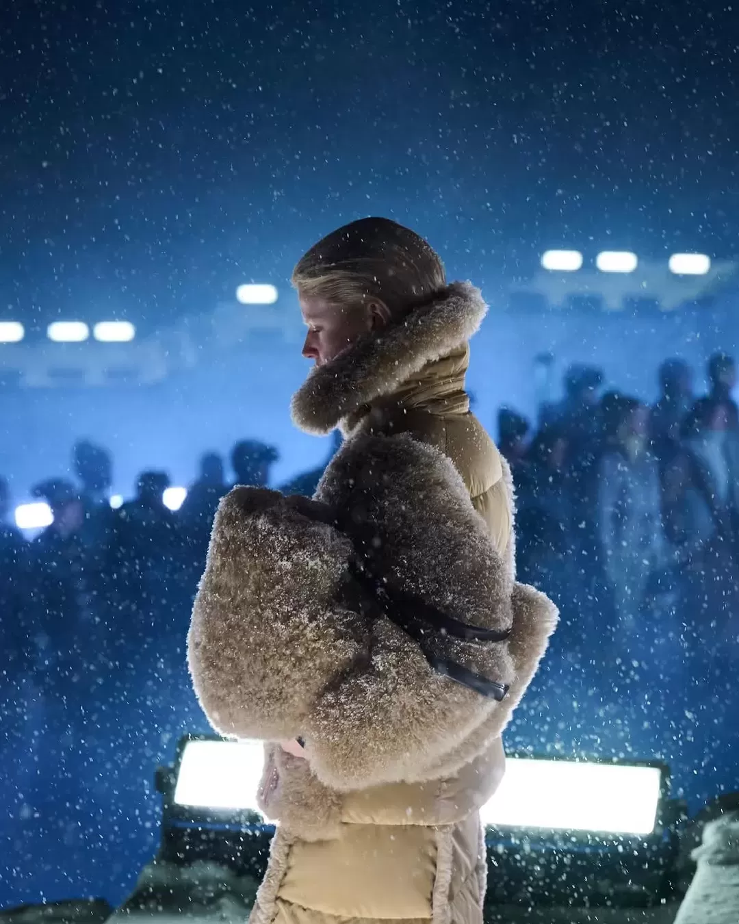 Moncler ha scelto Aspen per la FW26 La nuova collezione del brand sarà presentata sulle cime innevate degli Stati Uniti