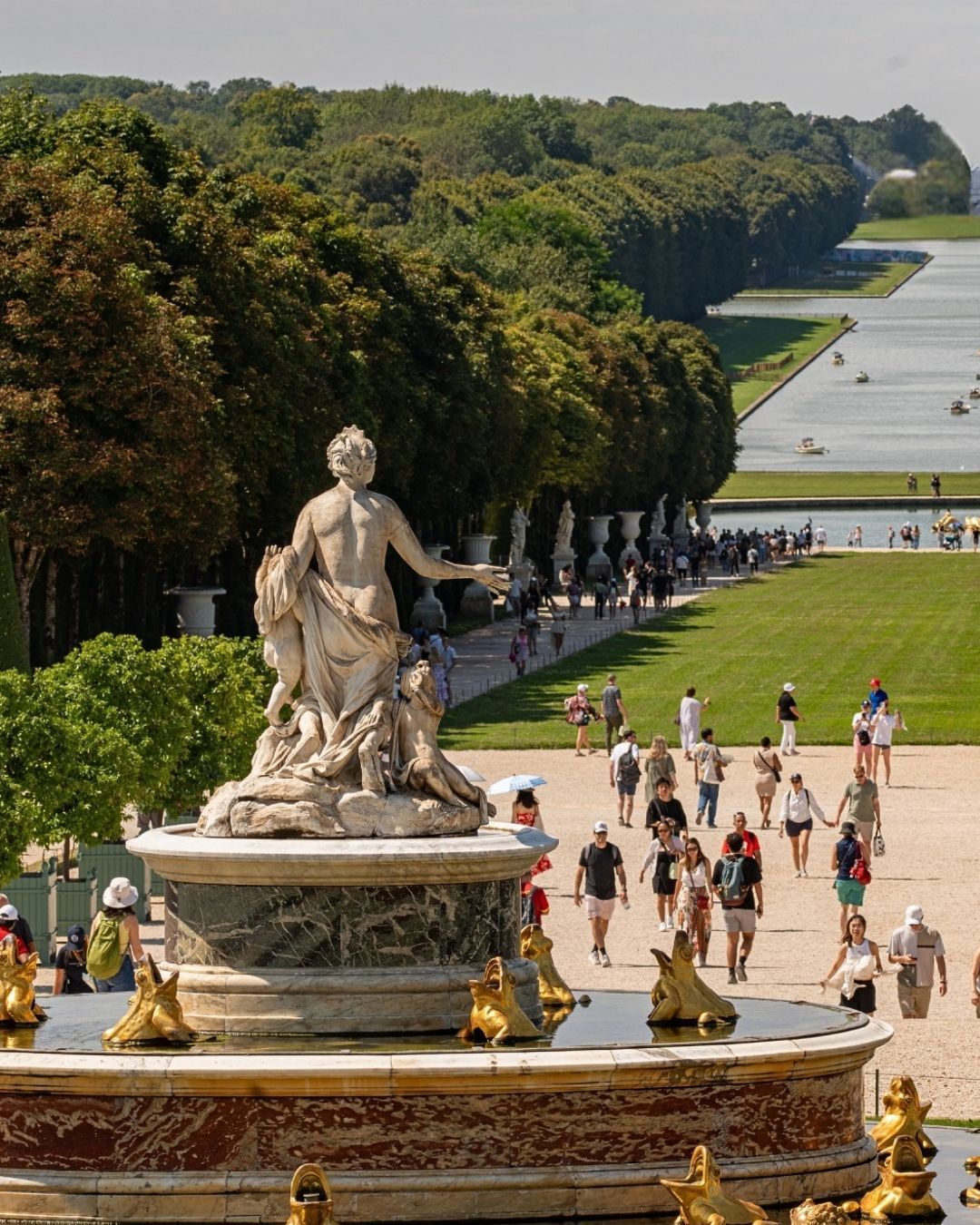 Thanks to AI, you can now chat with the statues of the Palace of Versailles The statues tell you their story in three languages