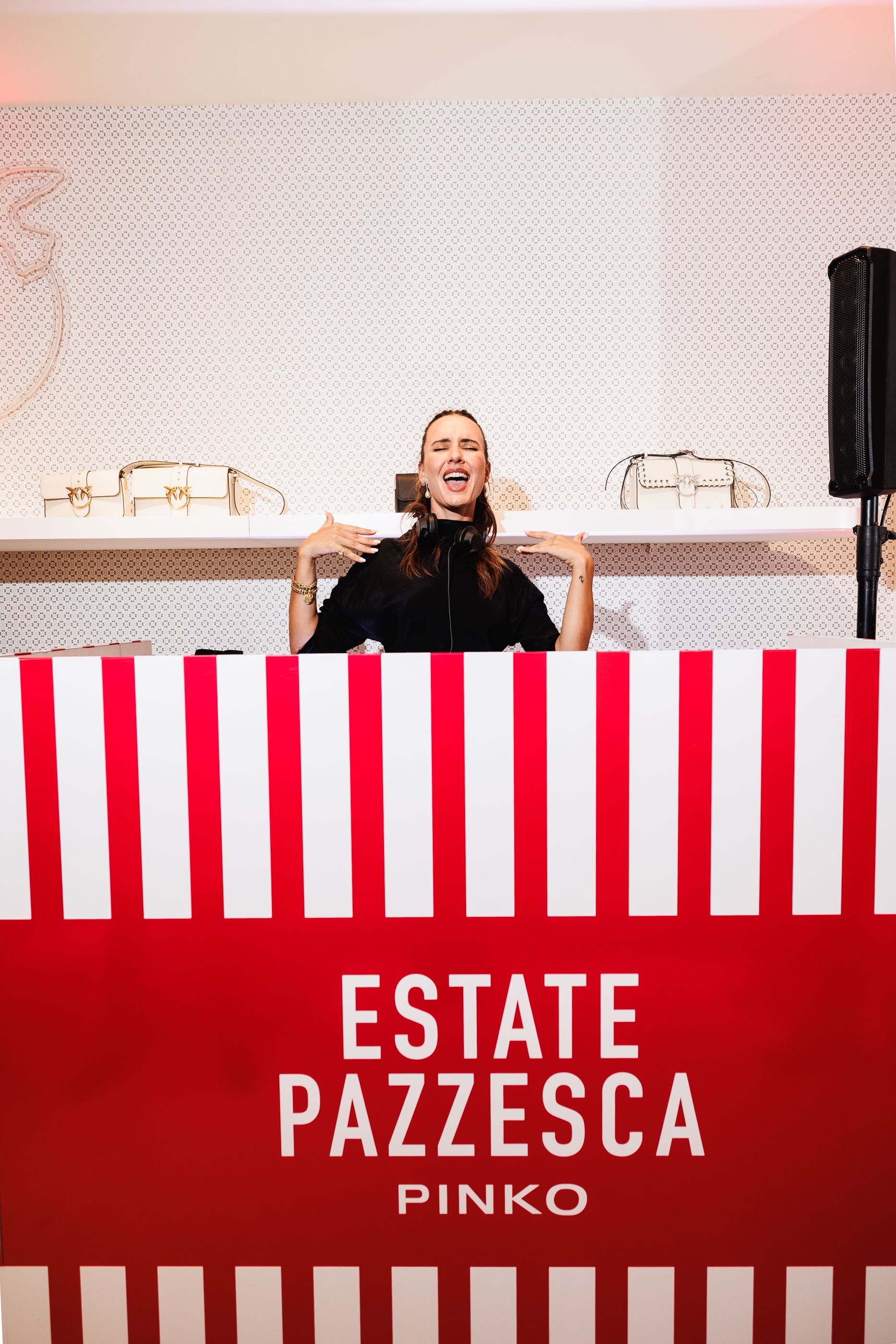 L'estate, con Pinko, è Pazzesca! Il brand italiano colora l'estate italiana e accende la community a Forte dei Marmi e Taormina | Image 576847