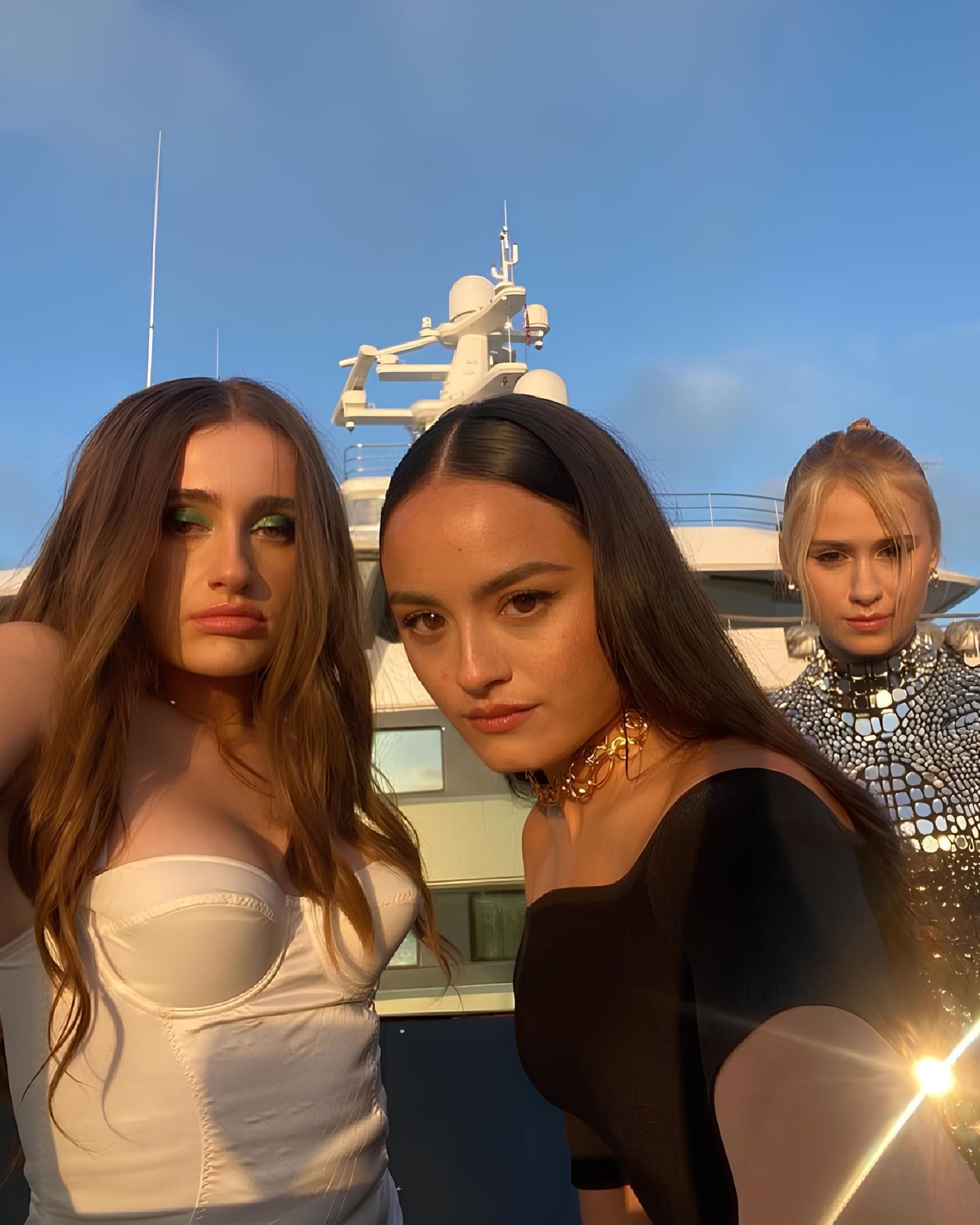 In 2025 Gen Z is choosing debt over not traveling More and more under-30s are asking for loans to go on vacation